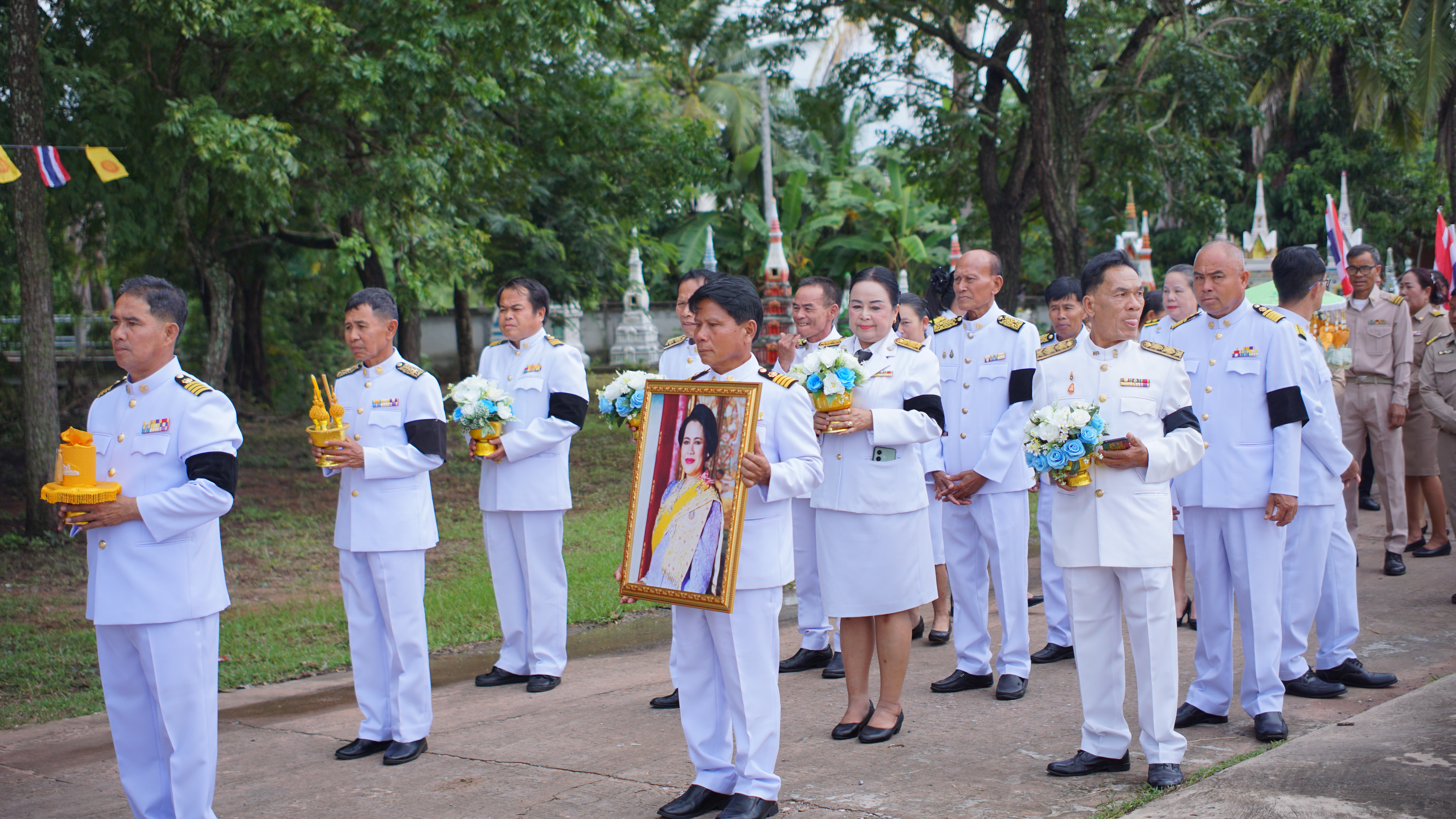 ✨ พช.ชนบท : จัดพิธีอัญเชิญเงินพระราชทานขวัญถุงกองทุนแม่ของแผ่นดิน และพิธีแลกเงินขวัญถุง บ้านทุ่มห้วย ม.3 ต.ชนบท